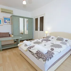 https://balcony-kolcsey.hotels-hajduszoboszlo-hungary.com