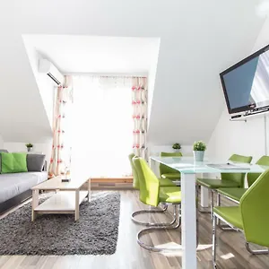 Karmeliter Flat | Contactless Check-in , Viena Austria